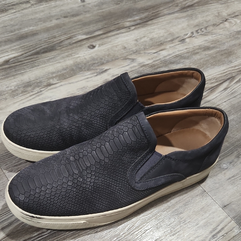 Vince Black Loafers Slip-On Shoes with Textured Upper